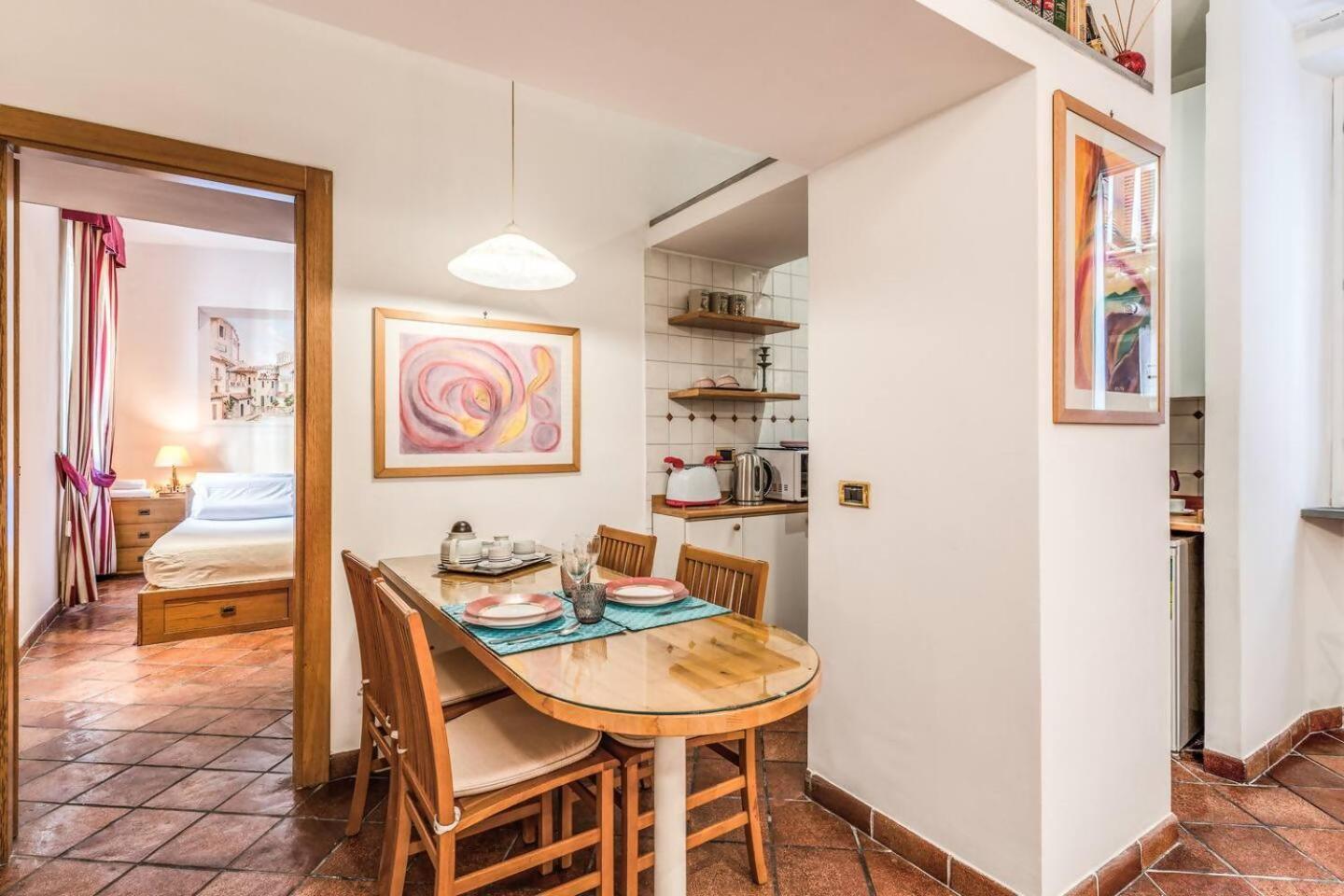Cozy Flat In Trevi Fountain Apartment โรม ภายนอก รูปภาพ