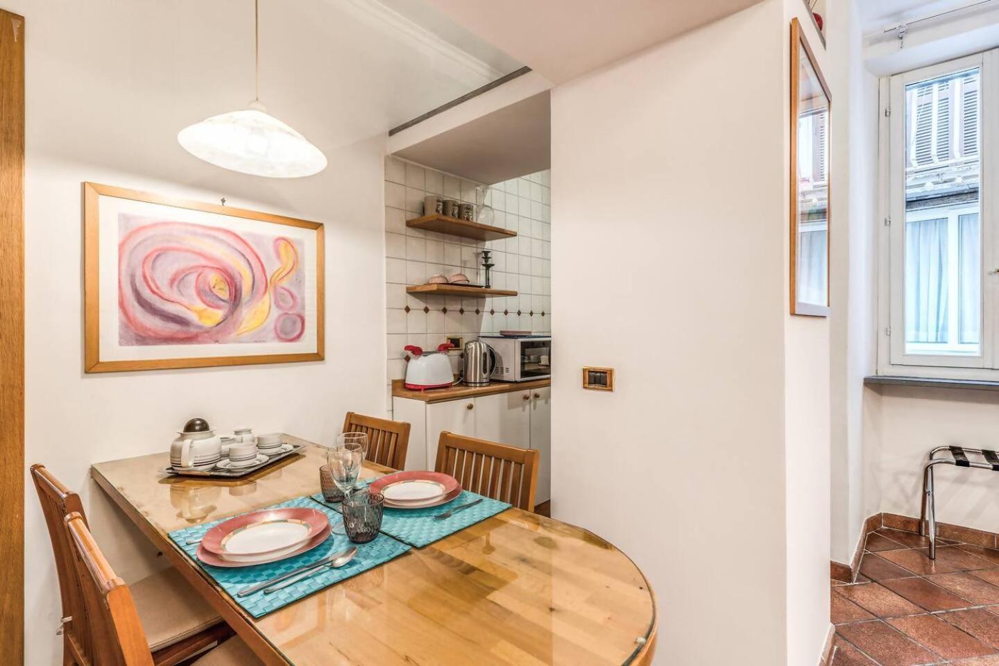 Cozy Flat In Trevi Fountain Apartment โรม ภายนอก รูปภาพ