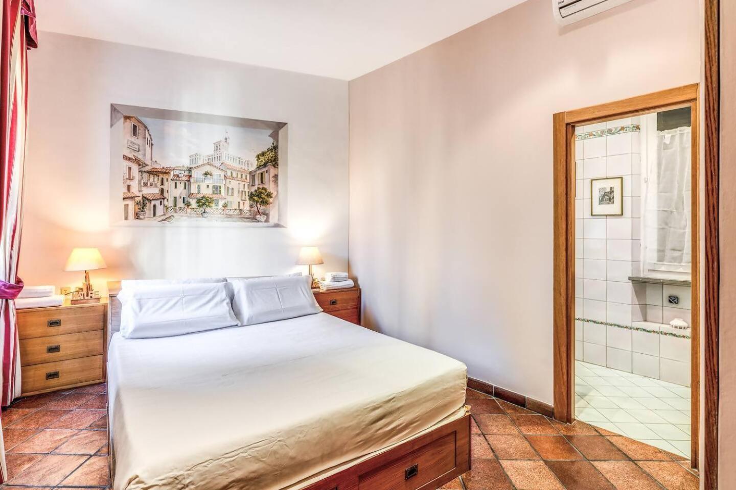 Cozy Flat In Trevi Fountain Apartment โรม ภายนอก รูปภาพ