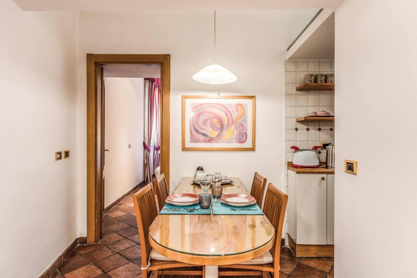 Cozy Flat In Trevi Fountain Apartment โรม ภายนอก รูปภาพ