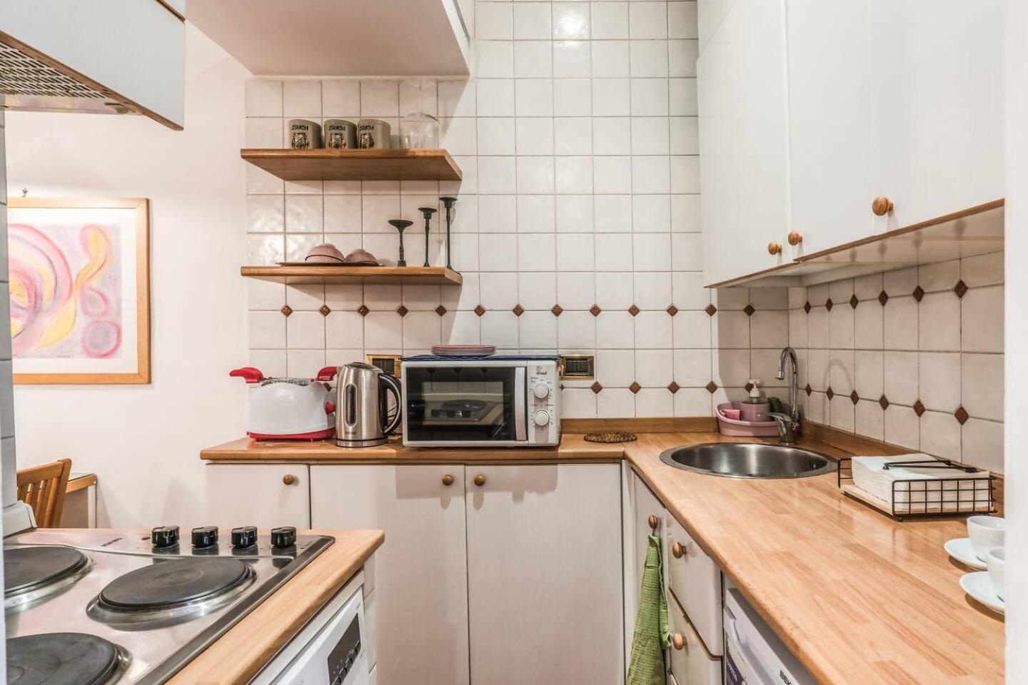 Cozy Flat In Trevi Fountain Apartment โรม ภายนอก รูปภาพ